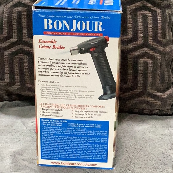 New Bonjour Creme Brulee Set Torch Ramekins & Recipe - Picture 2 of 3